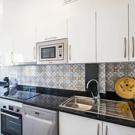 49 Guest House Lemon Luxury On The Beach Villa *